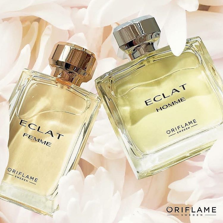 Nước hoa Eclat Femme gồm nước hoa nam và nước hoa nữ với hương thơm pha trộn giữa cổ điển và hiện đại