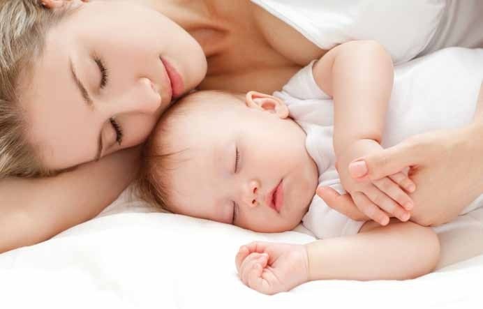 Chăm sóc sức khỏe mẹ và bé an toàn