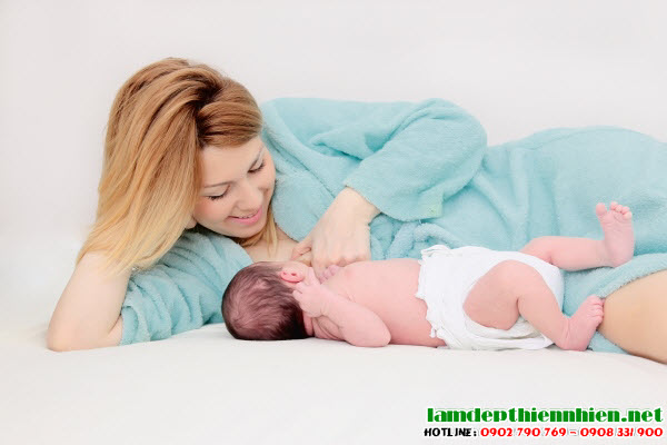 Cho con bú là một liệu pháp giảm cân hiệu quả cho các mẹ sau sinh
